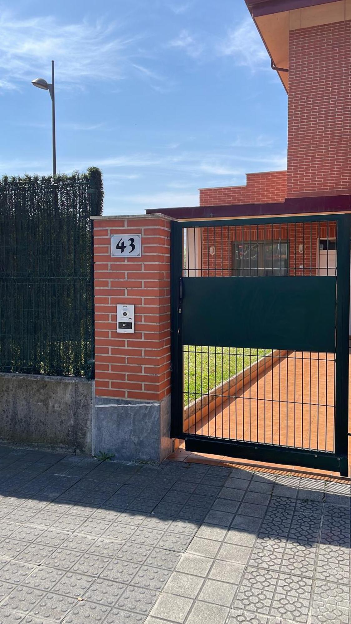 Espacio Tipo Estudio Completo, Totalmente Privado E Independiente Erandio Eksteriør billede